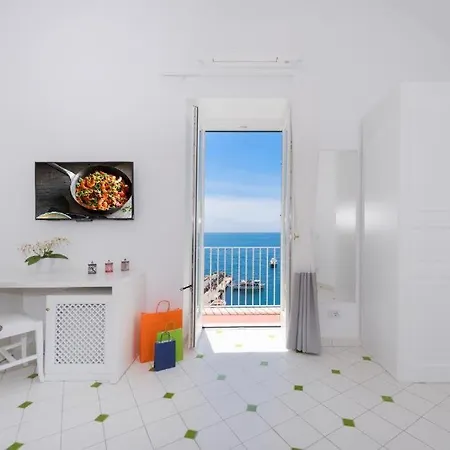 Vista D'amalfi Alojamento de Acomodação e Pequeno-almoço Amalfi