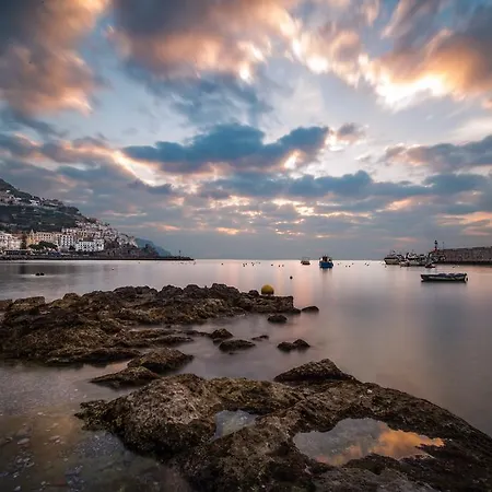 Vista D'amalfi アマルフィ