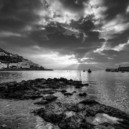 فندق مبيت وإفطار Vista D'amalfi 4*