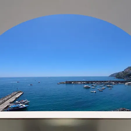 Vista D'amalfi アマルフィ